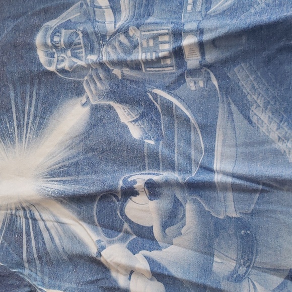 Exclusive Disney Star Wars Weekends 2011 T-Shirt - Picture 4 of 4
